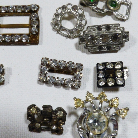 lot of 23 VTG Victorian Metal Belt Buckle Shoe clip parts Rhinestones Crystals main image 5